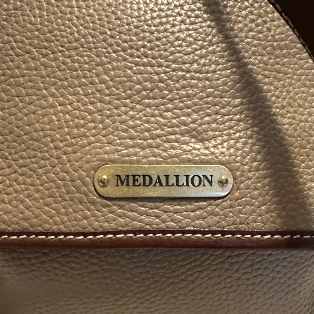 Medallion Leather Bag - Picture 2 of 11